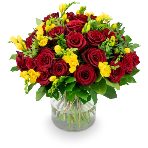 Kytice růží s fréziemi